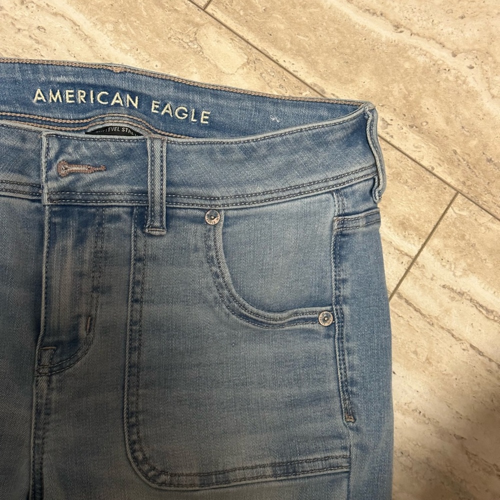 American Eagle Outfitters Women's Blue Distressed Jeans - Picture 4 of 6